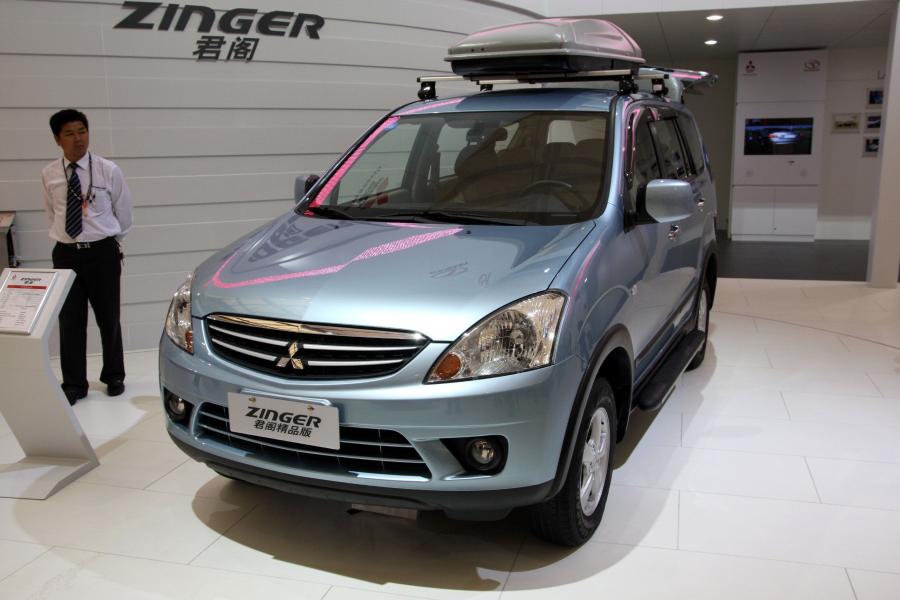  Mitsubishi Zinger 2006 года  (фото 9 из 9)